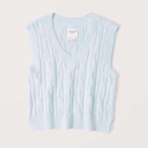 Abercrombie & Fitch Cropped V-Neck Light Blue Cable Knit Sweater Vest, Medium